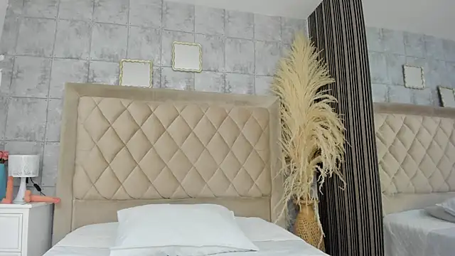 CleoFoxx  online show from 04/01/26, 12:28