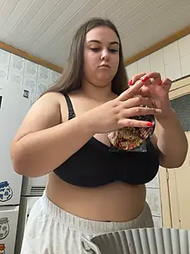 AlyaX X online show from 02/21/26, 05:48