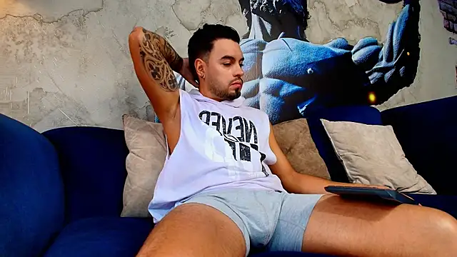 Snapshot of DaveParker_ chatting on 02/11/26, 01:22 DaveParker online show from 02/11/26, 01:22