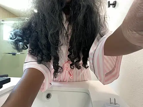 Anadia Starr online show from 04/03/26, 08:04