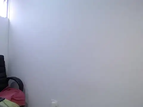 Snapshot of playfullpaulina chatting on 03/03/26, 12:45 playfullpaulina online show from 03/03/26, 12:45