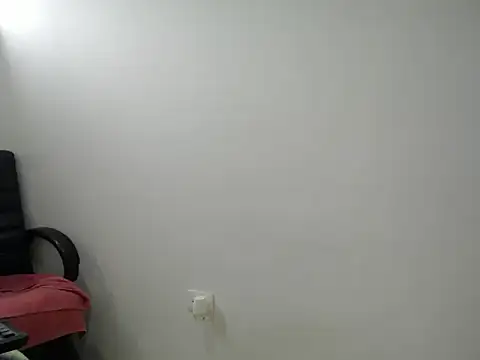 Snapshot of playfullpaulina chatting on 02/24/26, 01:56 playfullpaulina online show from 02/24/26, 01:56