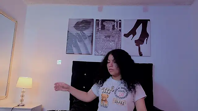 Zoe-yanin online show from 02/21/26, 06:54