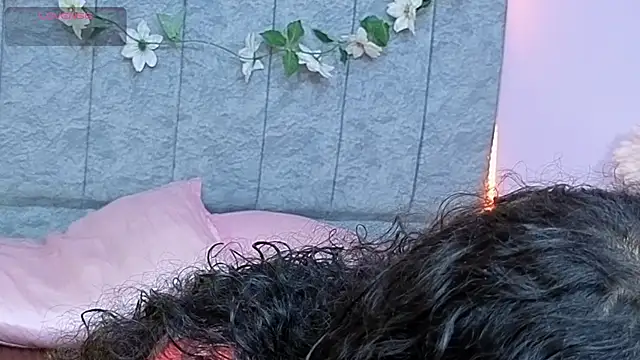 Zoe-yanin online show from 02/05/26, 11:39