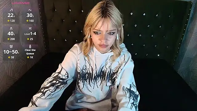 LilytReinolds online show from 03/08/26, 04:54