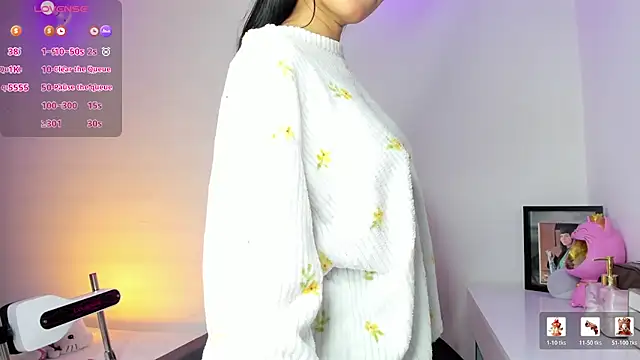 Snapshot of kaylaneee_ chatting on 08/04/26, 01:26 kaylaneee online show from 08/04/26, 01:26