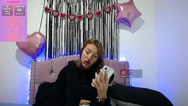 emily cooper pym online show from 02/17/26, 01:19