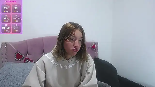 emily cooper pym online show from 02/04/26, 12:00