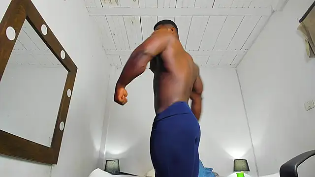 Snapshot of James_McBoy chatting on 04/06/26, 01:12 James McBoy online show from 04/06/26, 01:12