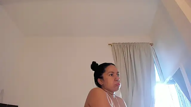 chiarafustox online show from 02/22/26, 02:52