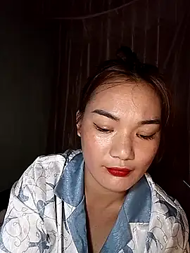 Snapshot of AYW-29 chatting on 02/25/26, 02:45 AYW-29 online show from 02/25/26, 02:45