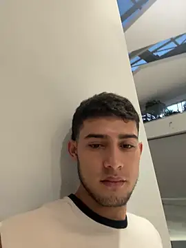 jhayko22 online show from 03/04/26, 11:23