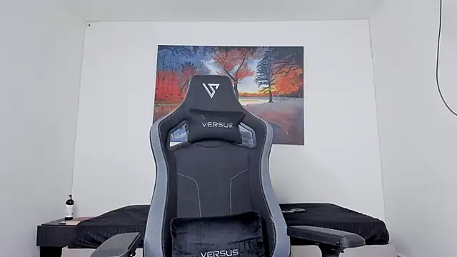 ryanwhite3 online show from 04/08/26, 10:33