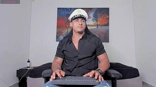 ryanwhite3 online show from 04/12/26, 09:29