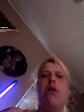 Shirley0810 online show from 04/14/26, 04:45