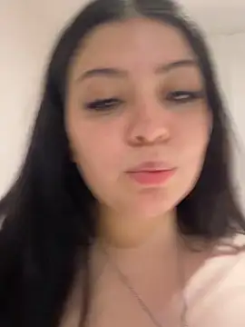 lolaaculaa online show from 04/02/26, 04:19