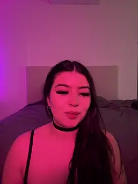 lolaaculaa online show from 06/04/26, 10:36