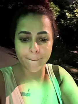 Snapshot of Dree4i20 chatting on 02/17/26, 10:29 Dree4i20 online show from 02/17/26, 10:29