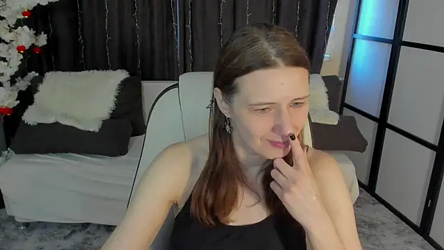 Kathrine Meyer online show from 04/07/26, 02:13