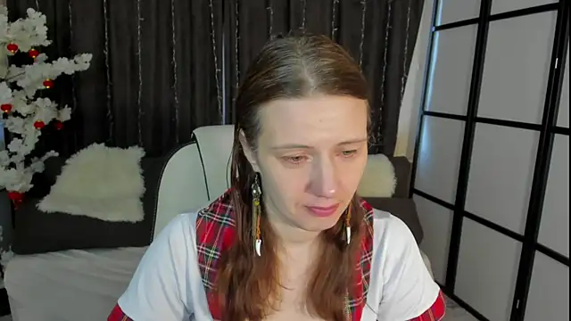 Kathrine Meyer online show from 04/15/26, 02:17