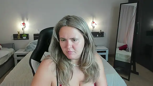 LilyBel online show from 07/15/26, 01:01