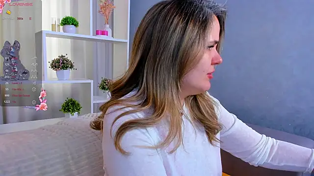 LilyBel online show from 03/25/26, 07:41