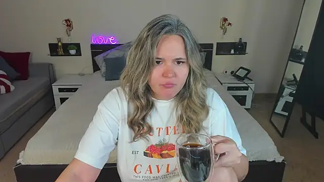 LilyBel online show from 05/29/26, 12:49