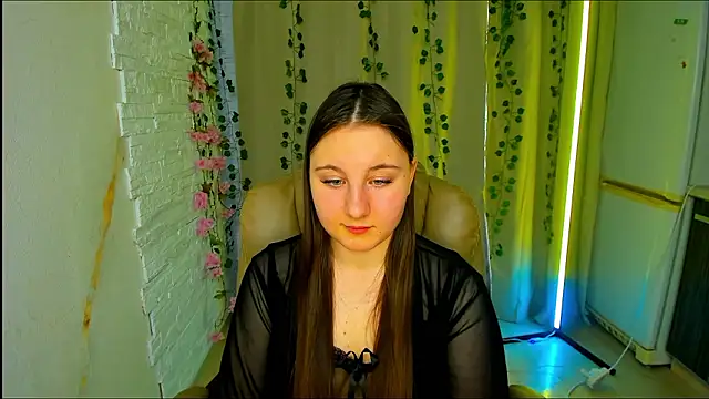 EvaxCharm online show from 02/11/26, 07:30