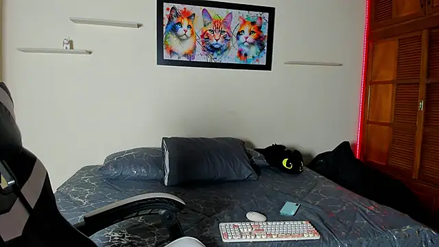 meredit cris23 online show from 02/12/26, 01:05