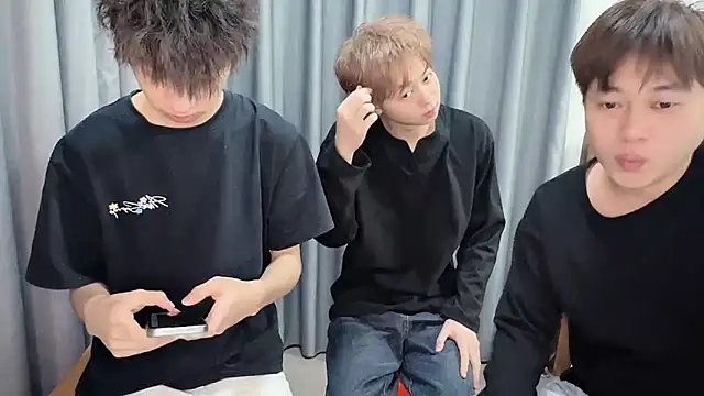 No 1MiaoMiao-Kk online show from 02/05/26, 11:28