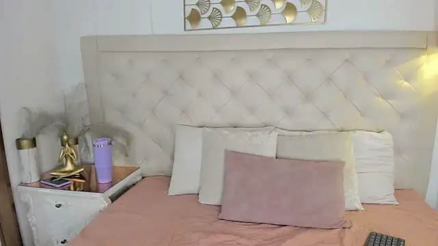 sweets one online show from 03/26/26, 03:38