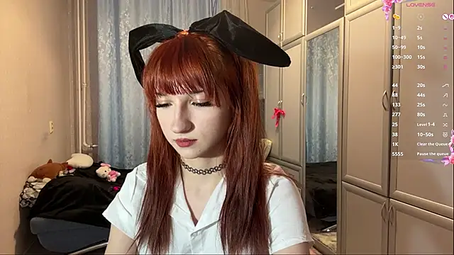 UrBabeLuna online show from 04/03/26, 04:02