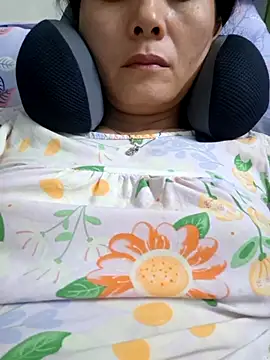 Snapshot of Baby-loveass69 chatting on 02/06/26, 12:01 Baby-loveass69 online show from 02/06/26, 12:01