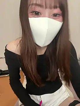 Snapshot of momo_mm chatting on 05/07/26, 03:00 momo mm online show from 05/07/26, 03:00