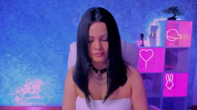 karolina robinson online show from 04/03/26, 07:48