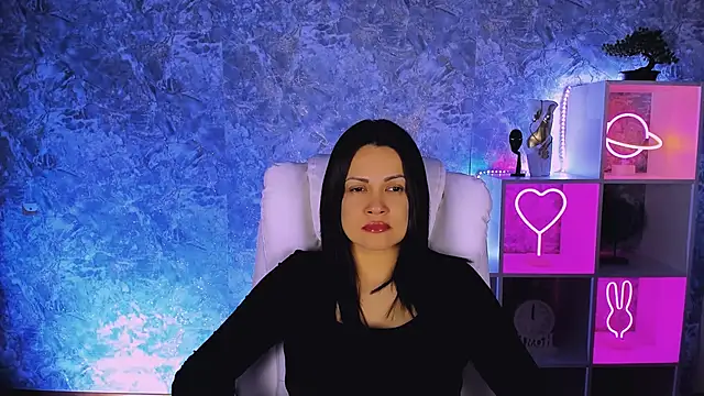 karolina robinson online show from 03/04/26, 12:02