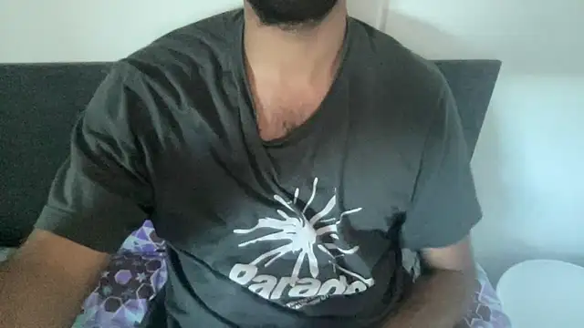 Snapshot of batman_thedark_guy chatting on 04/21/26, 12:45 batman thedark guy online show from 04/21/26, 12:45