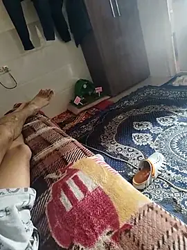 Snapshot of Curvy_Simran chatting on 02/25/26, 10:37 Curvy Simran online show from 02/25/26, 10:37