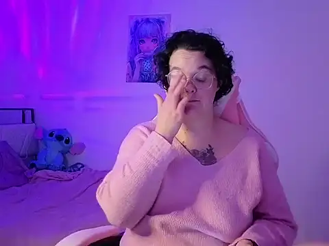 lunatigre4 online show from 02/07/26, 07:44