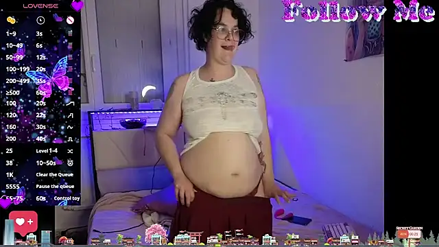 lunatigre4 online show from 03/17/26, 08:23