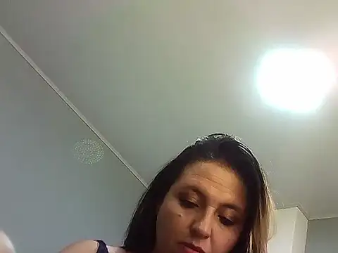 KENDRA-HONEY online show from 05/25/26, 04:28