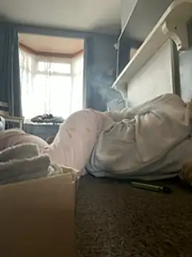 Paige love online show from 04/01/26, 12:39