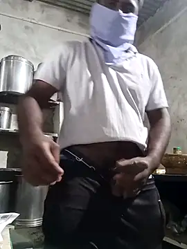 Snapshot of babu_bull chatting on 04/14/26, 07:41 babu bull online show from 04/14/26, 07:41
