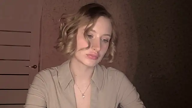 DeliciaBagnoli online show from 03/12/26, 05:28