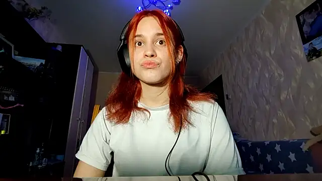 Snapshot of CalandraRolon chatting on 02/11/26, 03:45 CalandraRolon online show from 02/11/26, 03:45