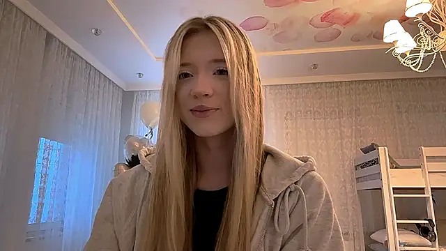 IvyArmbrister online show from 02/12/26, 03:23