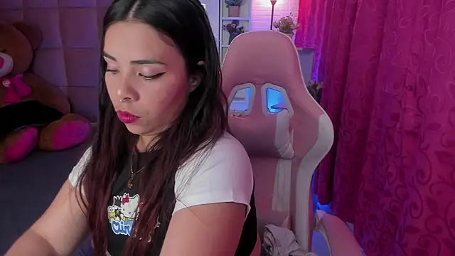 Snapshot of liany_taylor chatting on 02/28/26, 02:44 liany taylor online show from 02/28/26, 02:44