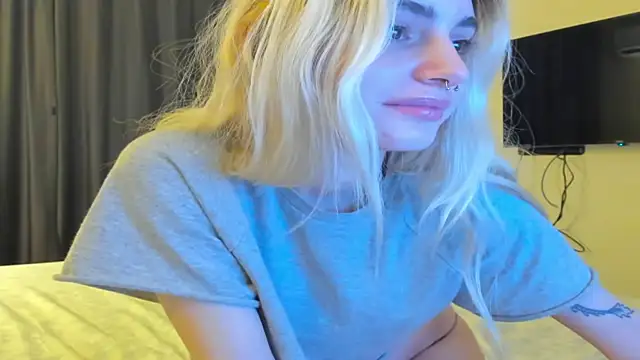 Lesyalisss online show from 03/18/26, 10:10