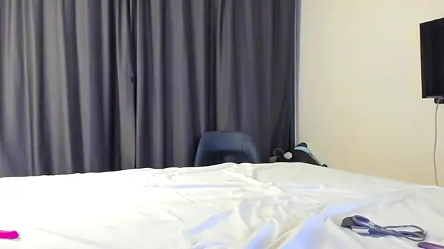 Lesyalisss online show from 04/05/26, 11:22