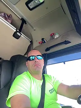 kipsy0 online show from 04/08/26, 09:11